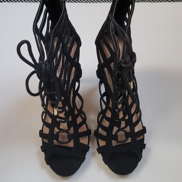 Black Lace-up Heels - Picture 2 of 5